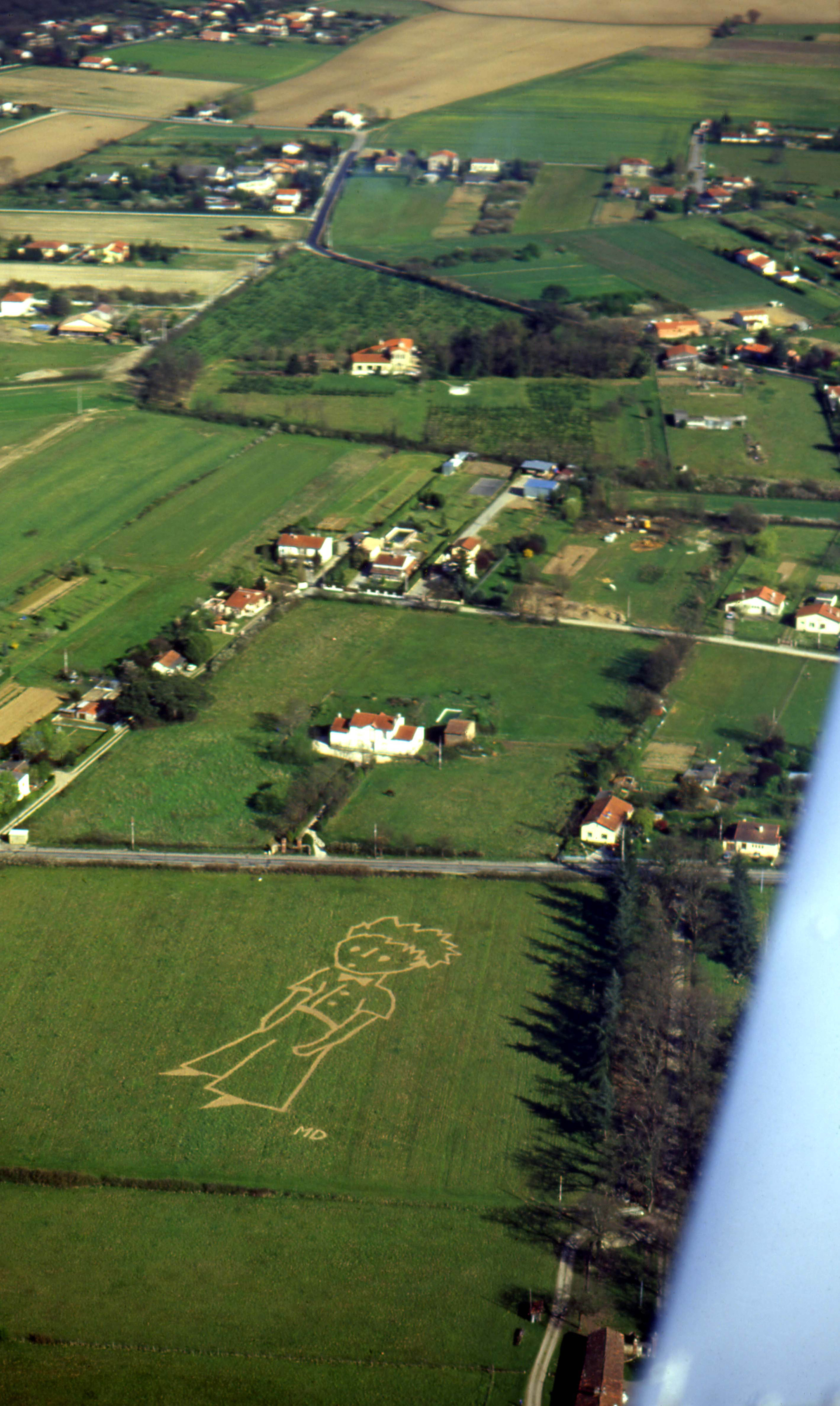 Le petit Prince de Cornebarrieu. Der kleine Prinz als Landart bei Toulouse.